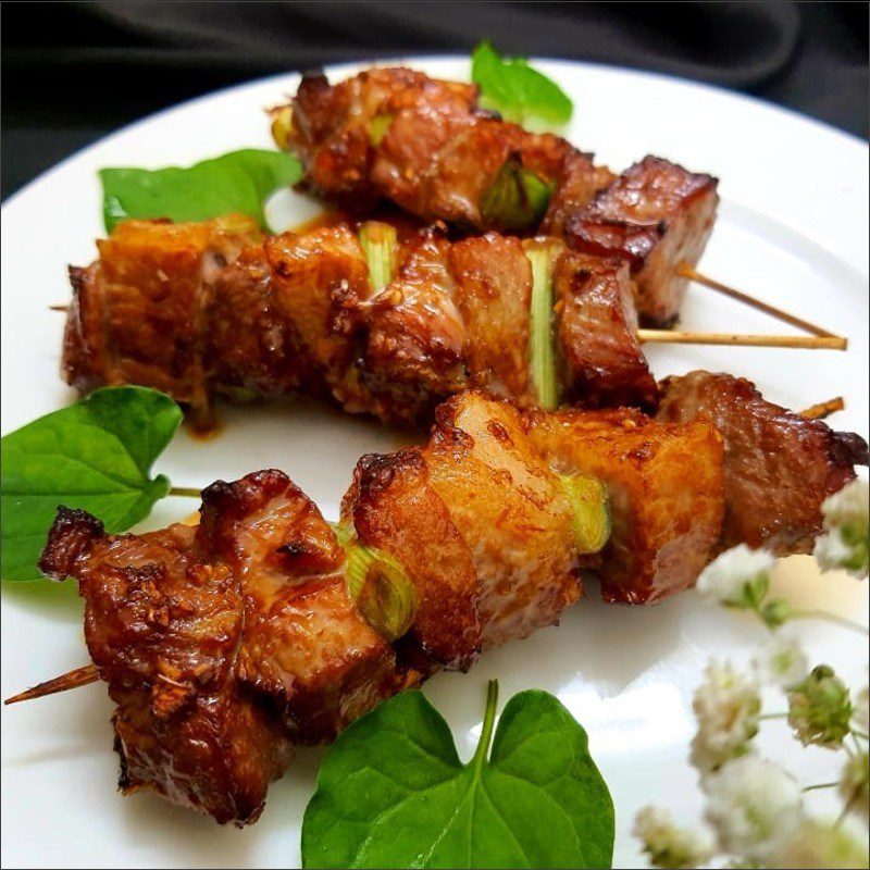 Step 4 Final product Grilled pork with leeks