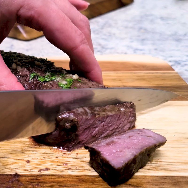 Step 4 Final Product Garlic Butter Sauce Steak Cooked in an Air Fryer