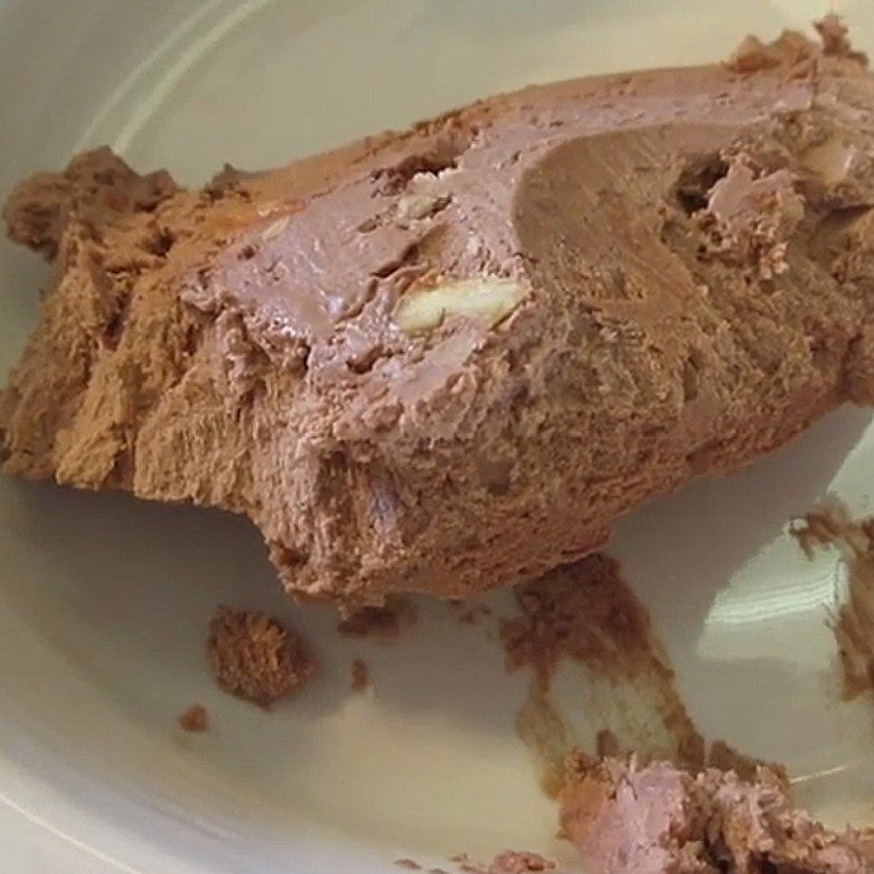 Step 5 Finished Product Almond chocolate ice cream from cocoa powder