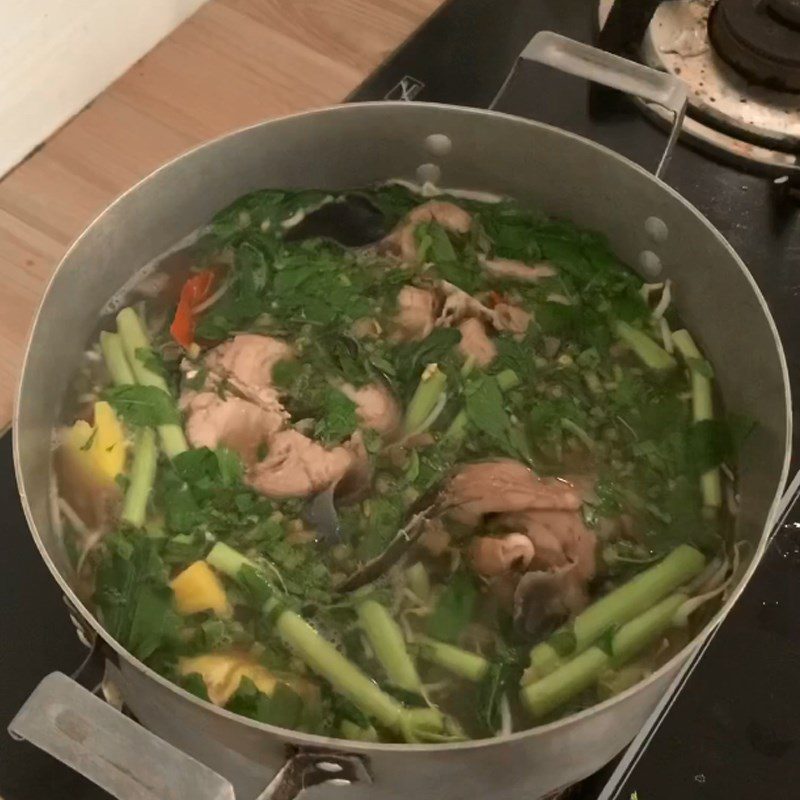 Step 6 Final Product Sour Soup with Catfish and Water Spinach