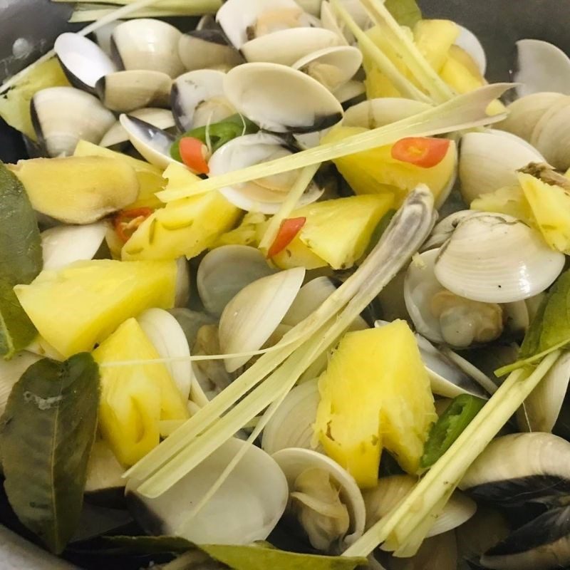 Step 4 Final Product Steamed Clams with Lemongrass and Pineapple