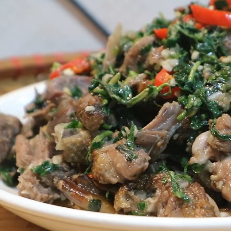 Step 4 Final product Stir-fried duck with rice paddy herb