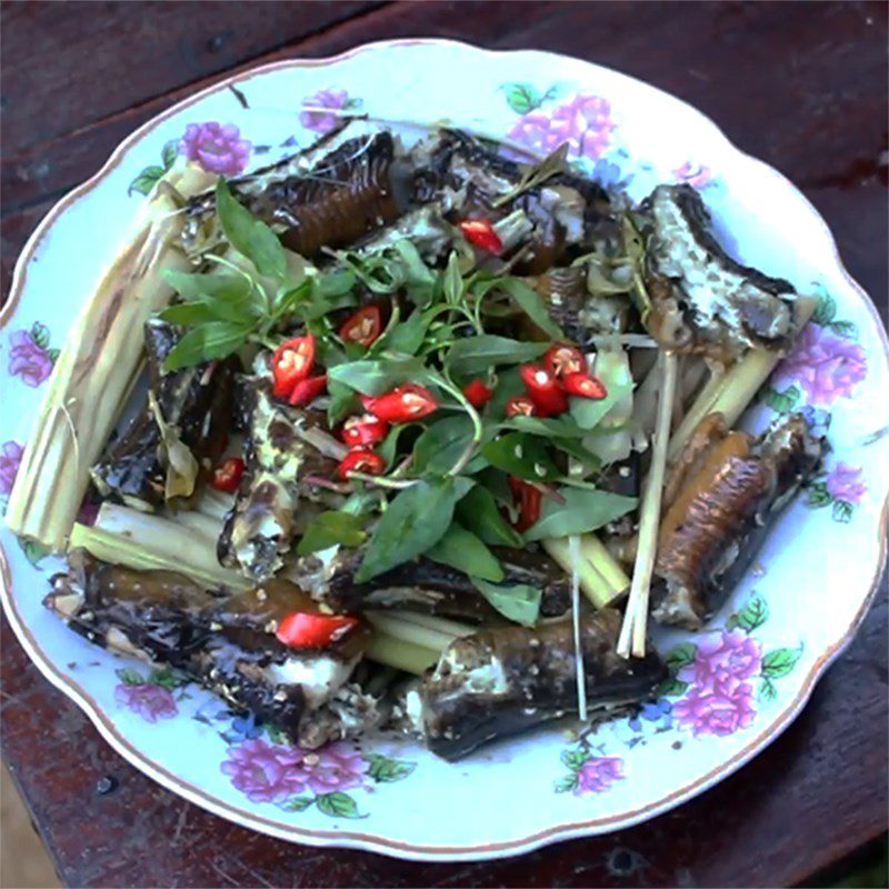 Step 5 Final Product Steamed Eel with lemongrass and chili