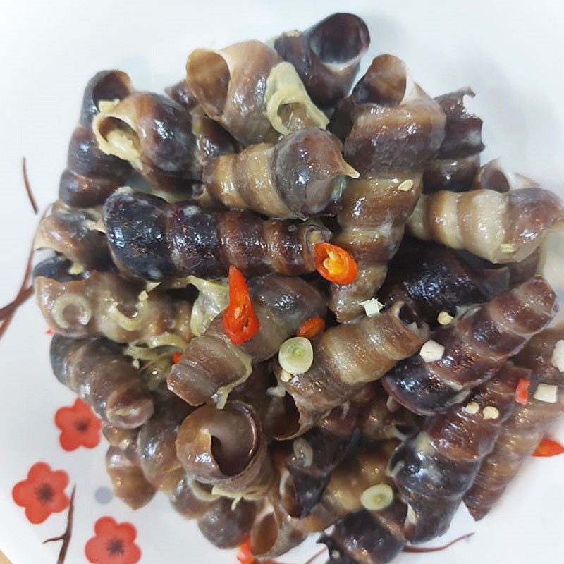 Step 4 Final Product Stir-fried sea snails with coconut (fresh)