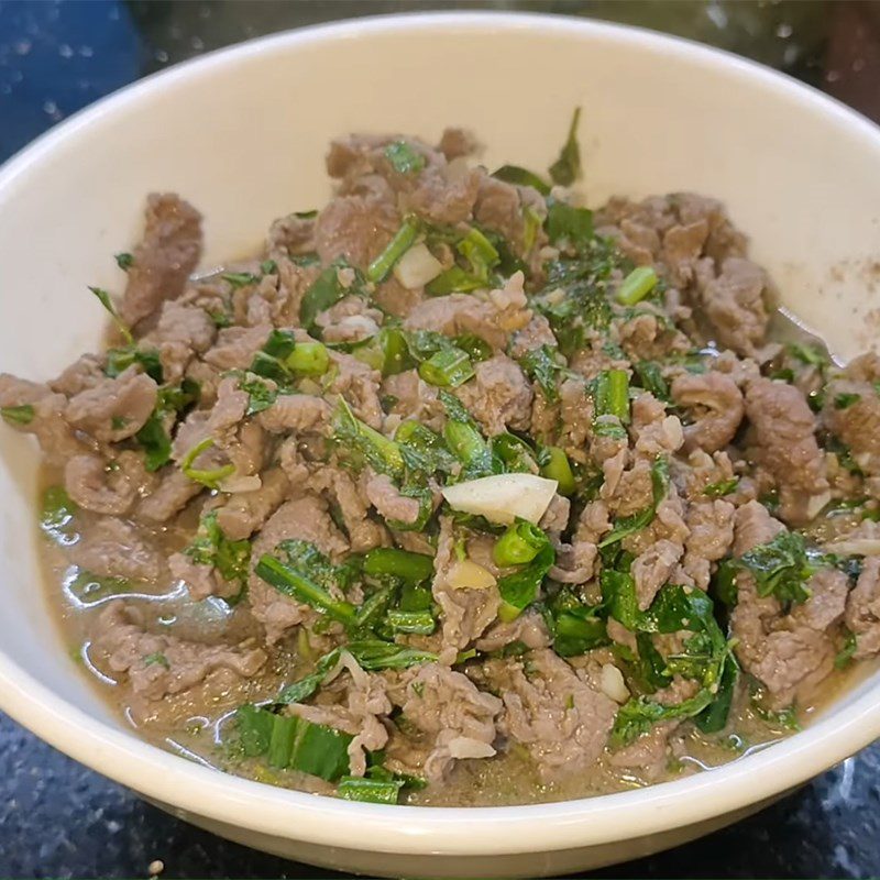 Step 4 Final product Buffalo meat stir-fried with Vietnamese coriander