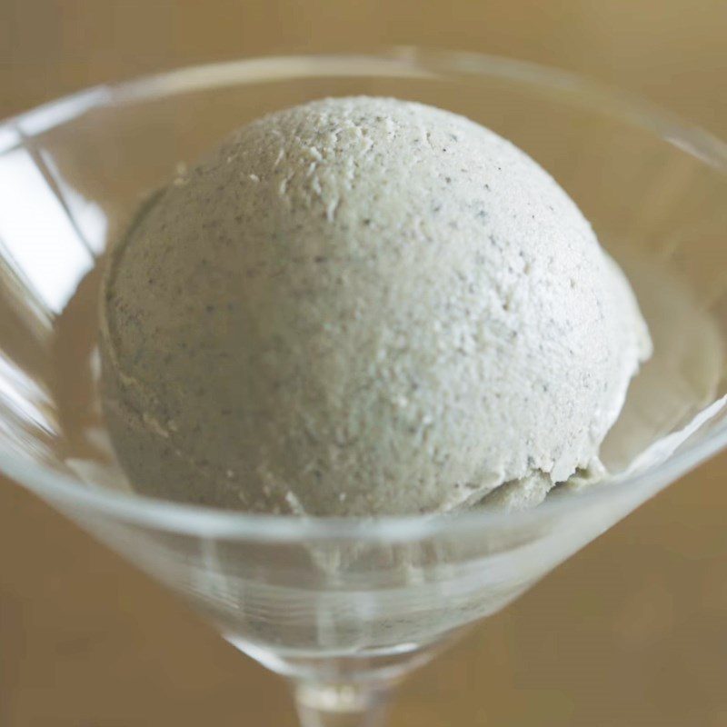 Step 4 Final product Cashew black sesame ice cream