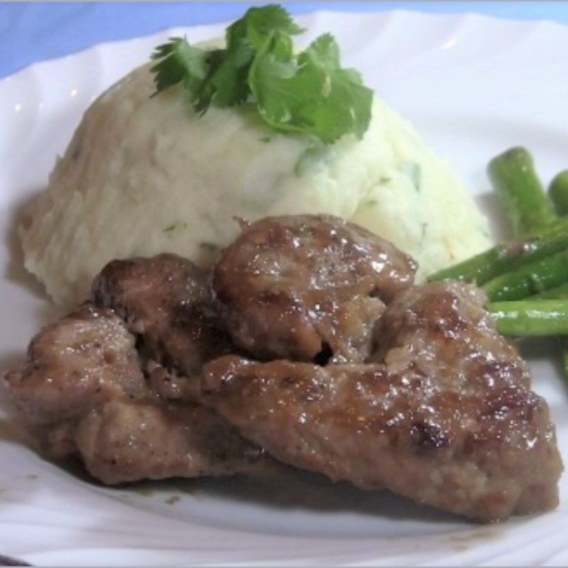 Step 8 Final product pork steak mashed potatoes