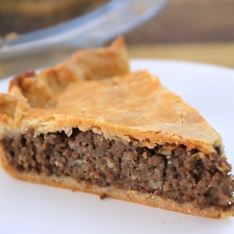 Step 9 Final product Potato Beef Cake - La tourtiere