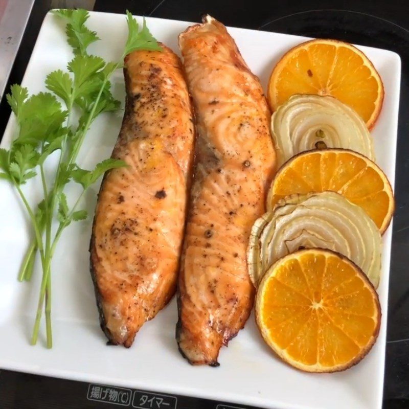 Step 4 Final product Grilled salmon with orange