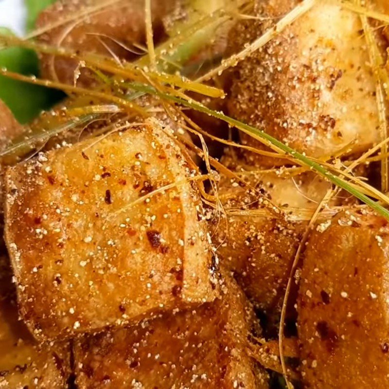 Step 5 Final product Fried tofu with salt and lemongrass