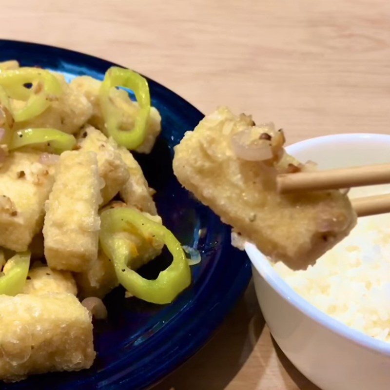 Step 5 Final product Fried tofu with salt and chili