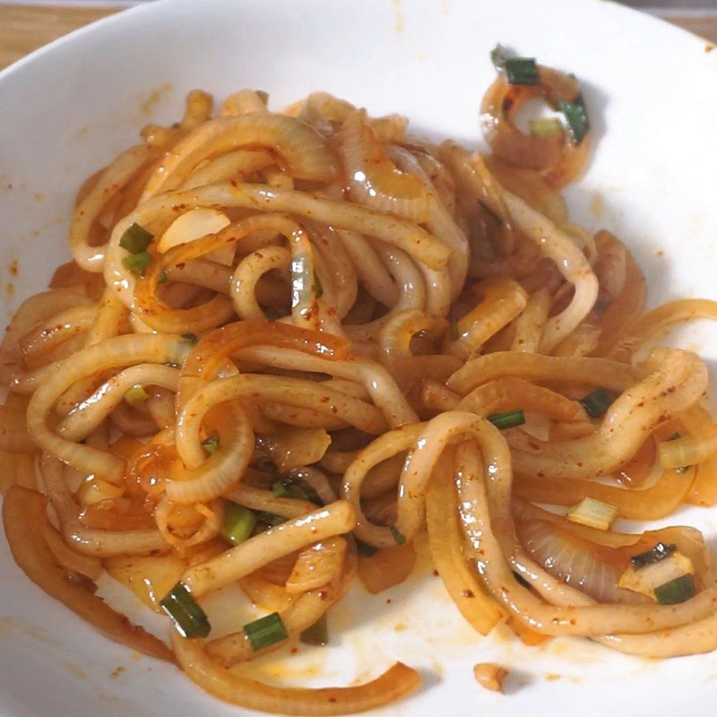 Step 4 Final Product Spicy stir-fried udon noodles