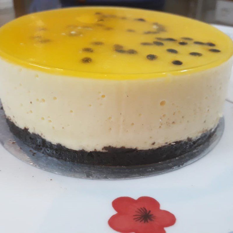 Step 5 Final product Passion fruit cheesecake with cheese