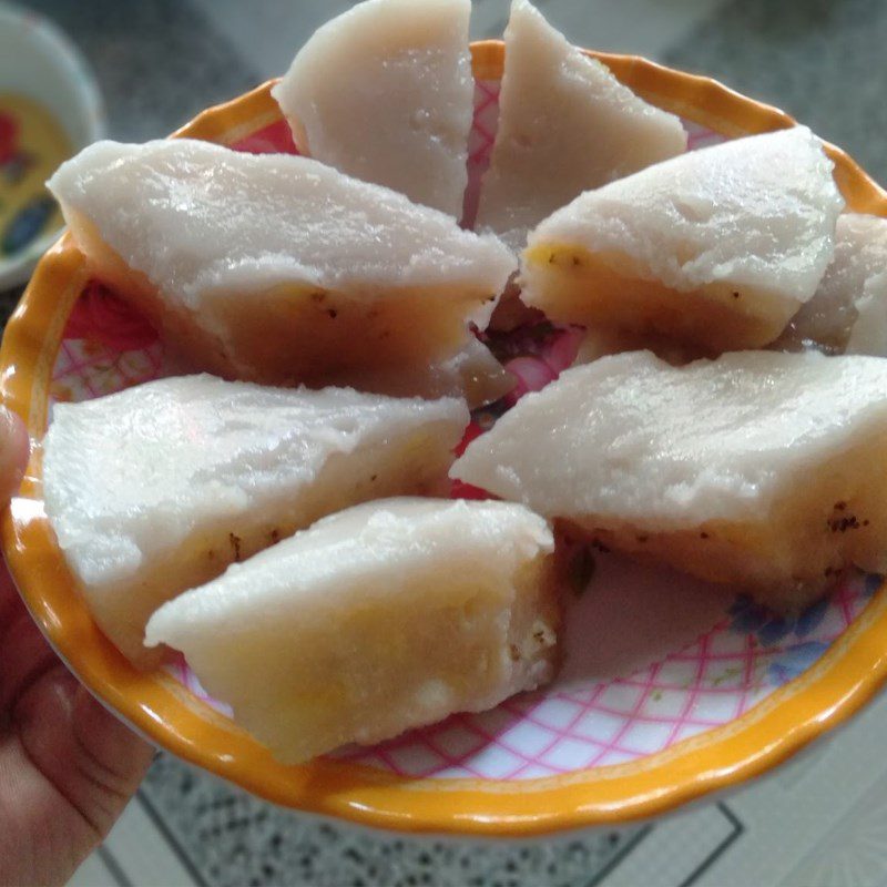 Step 5 Finished Product Steamed banana cake with coconut milk made from tapioca flour and rice flour
