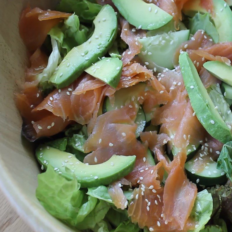 Step 3 Final Product Smoked Salmon Salad with Lemon Dressing