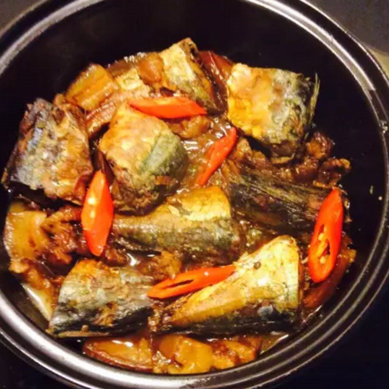 Step 5 Final Product Mackerel Braised with Starfruit