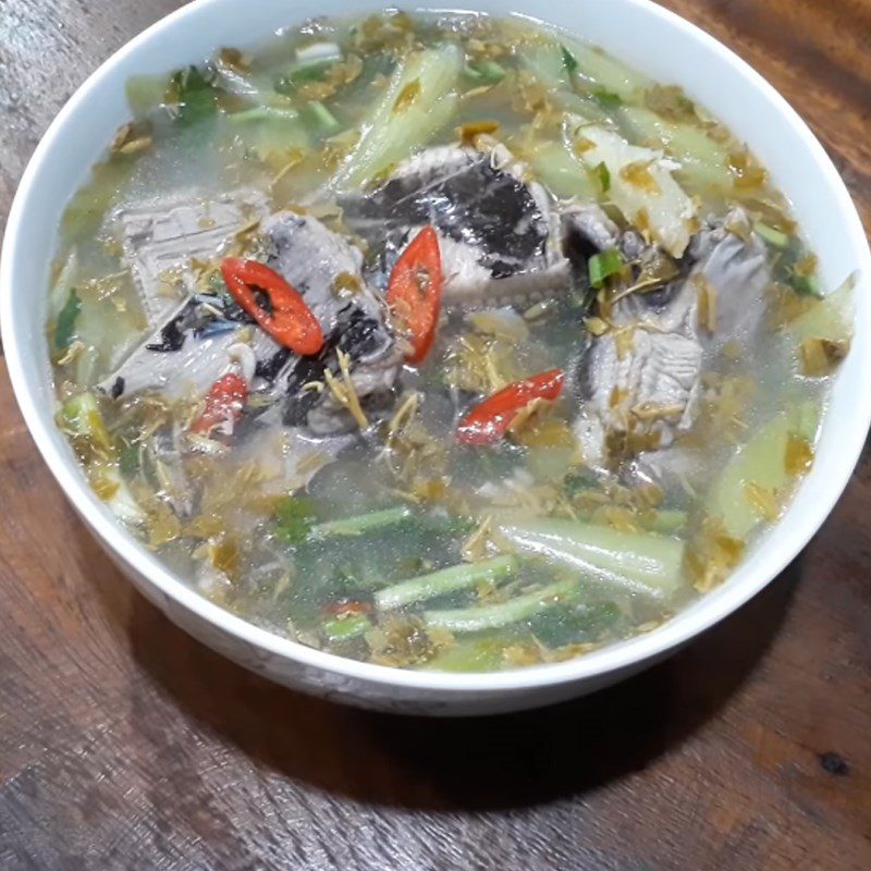 Step 5 Final product Sour stingray soup with young tamarind leaves