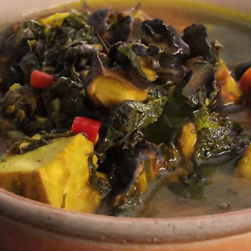 Step 6 Final Product Cooking the snail soup with perilla leaves