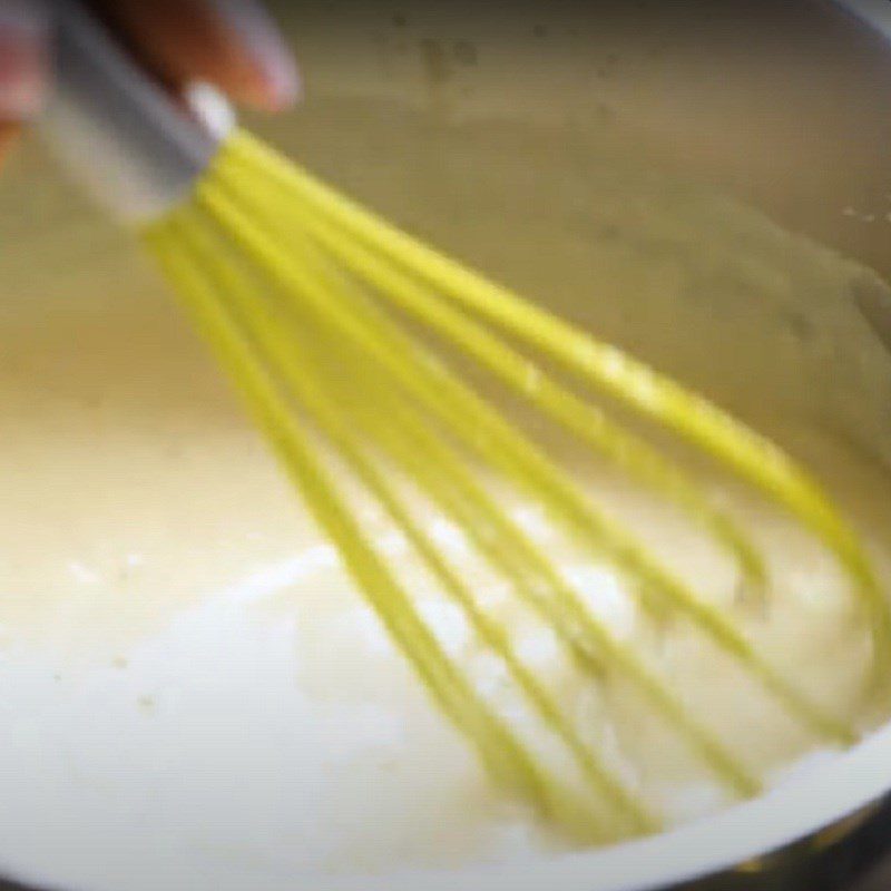 Step 3 Add fresh milk French-style cheese baked potatoes - Potatoes gratin