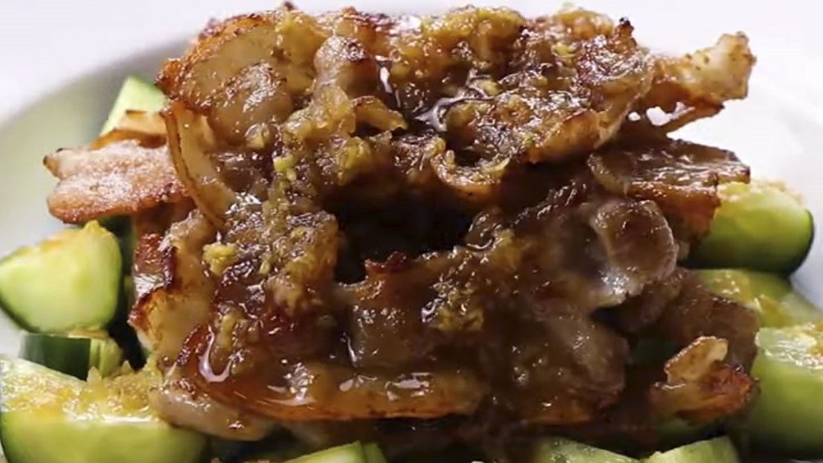 Pan-fried pork with ginger and onion sauce