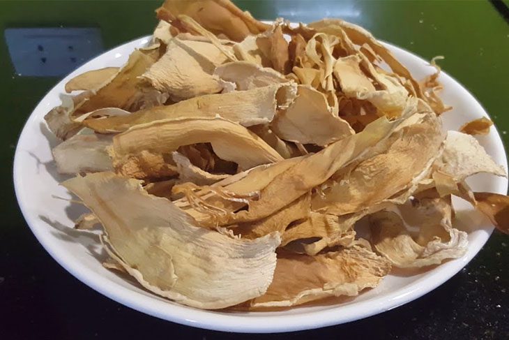 Dried bamboo shoots