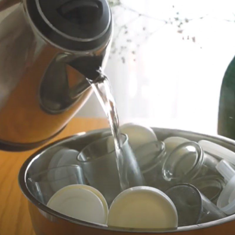 Step 1 Sterilizing yogurt-making utensils Fruit Yogurt