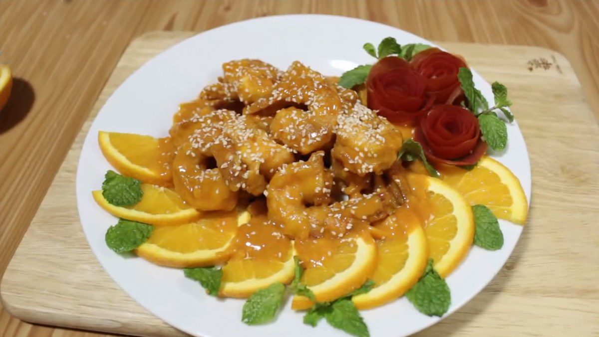 Shrimp with orange sauce