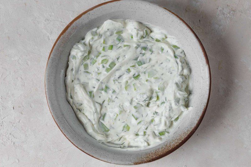 Cucumber yogurt sauce