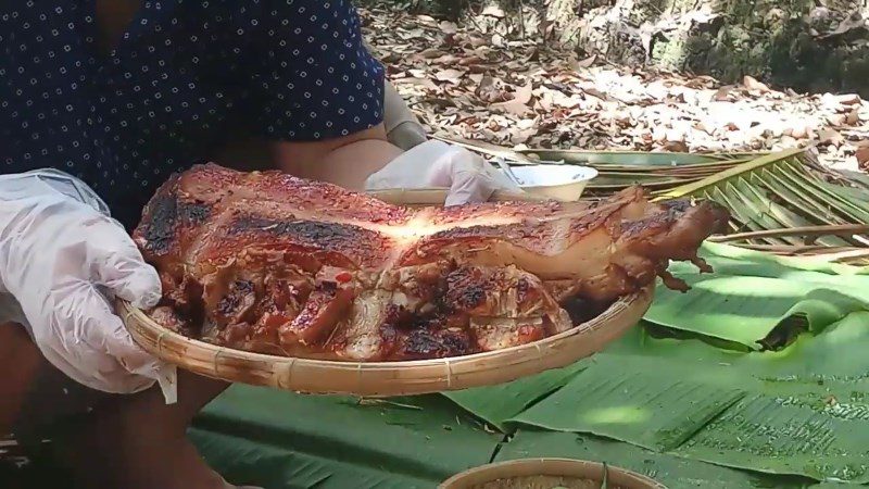 Grilled Pork Belly with Chili Salt