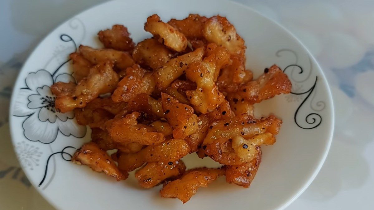 Vegetarian Fried Pork Skin with Salt