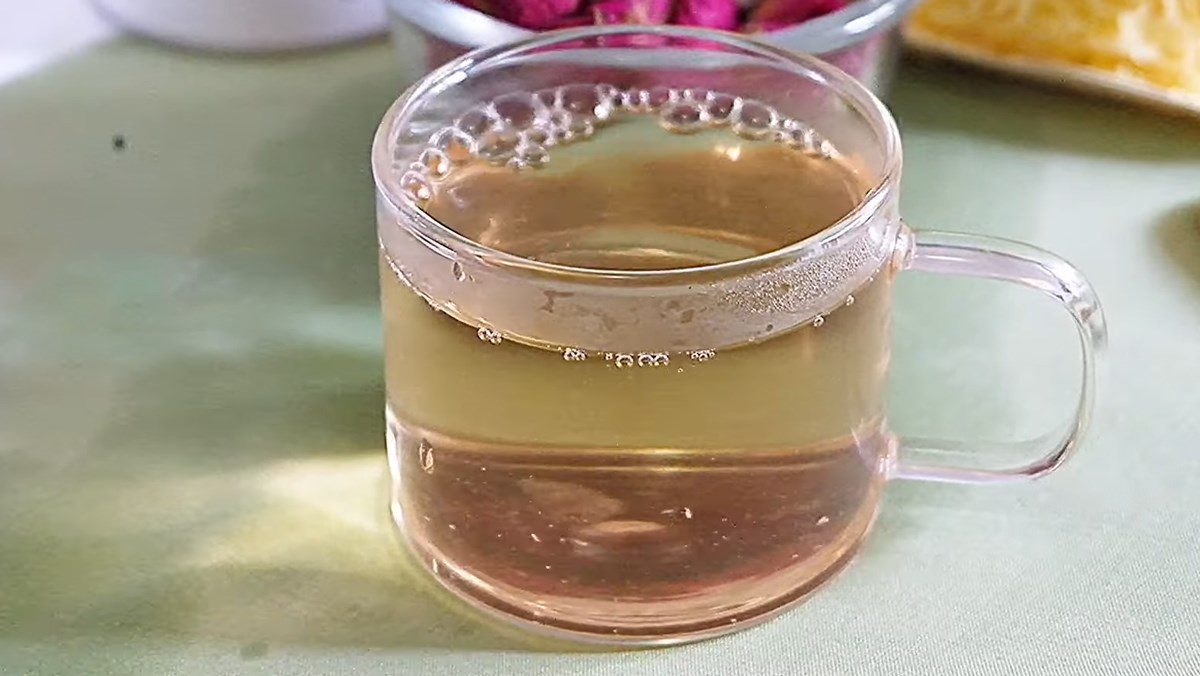 Dried rose tea