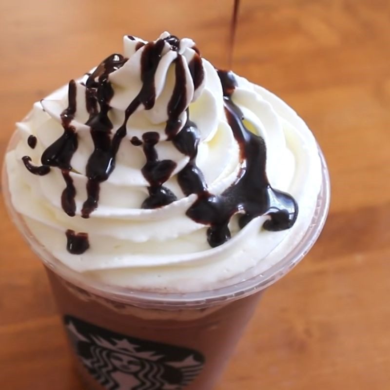 Step 2 Decoration Double Chocolate Chip Frappuccino