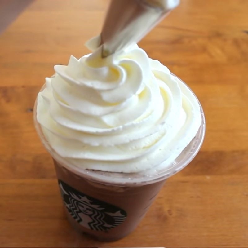 Step 2 Decoration Double Chocolate Chip Frappuccino