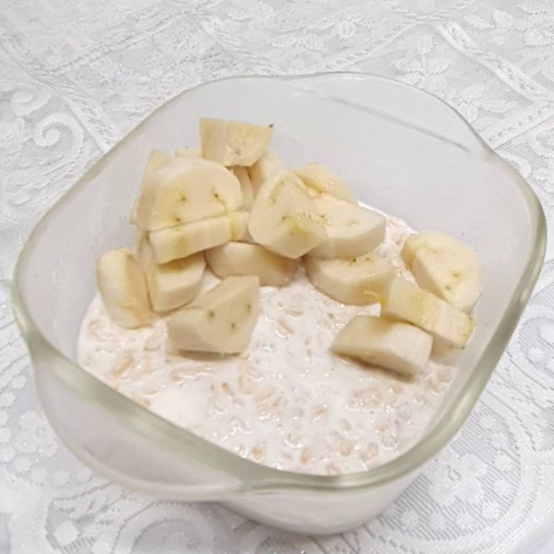 Step 2 Decoration Oatmeal with fruits