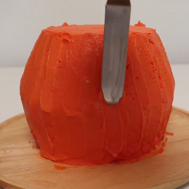 Step 5 Decorating the Cake Pumpkin-shaped Cake