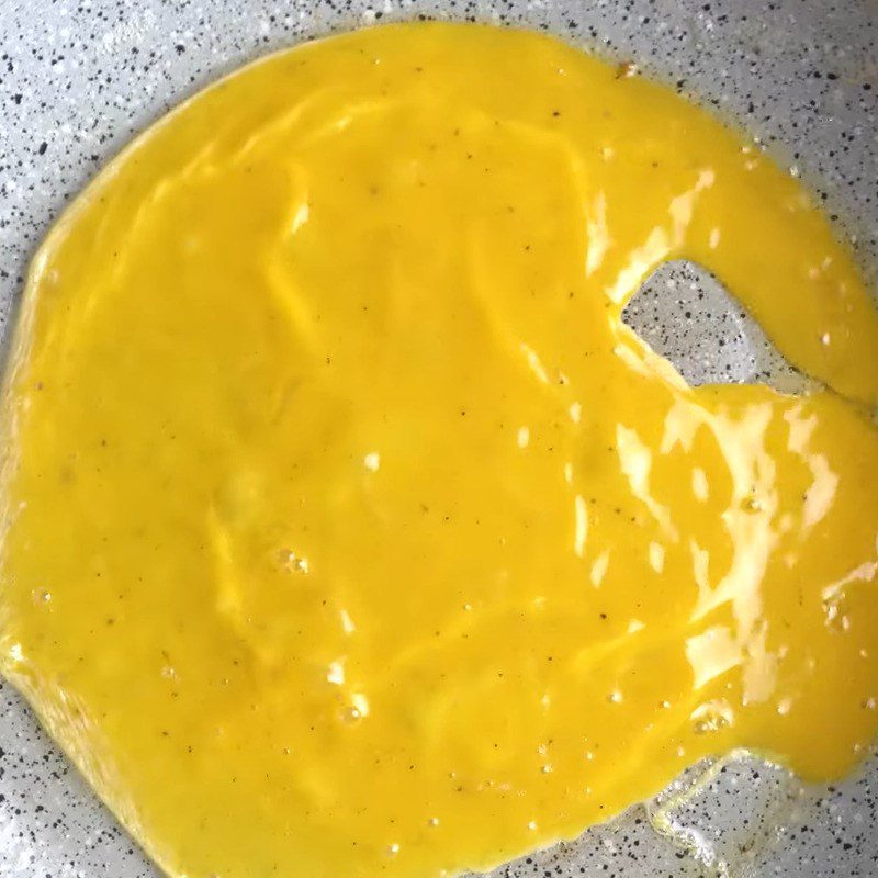 Step 4 Egg Wrapping Steamed Egg with Patterns