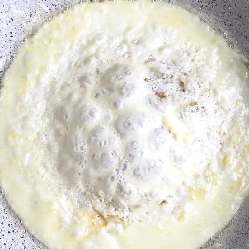 Step 4 Egg Wrapping Steamed Egg with Patterns