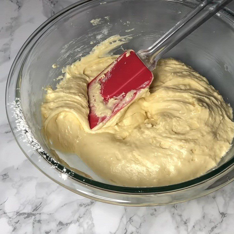 Step 4 Mix vanilla sponge cake batter Heart-shaped sponge cake