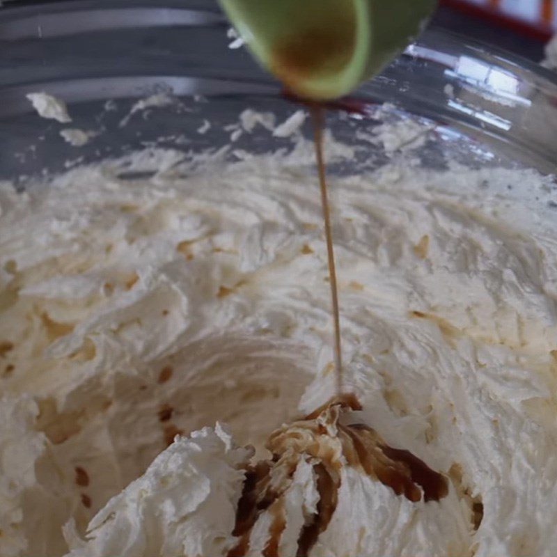 Step 3 Mix butter and sugar for Red Langminton Cake