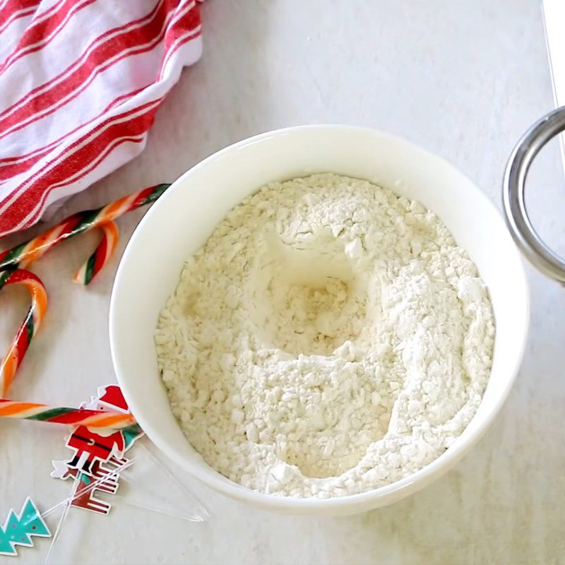 Step 2 Mixing the dough for Spiral Cookies without Eggs