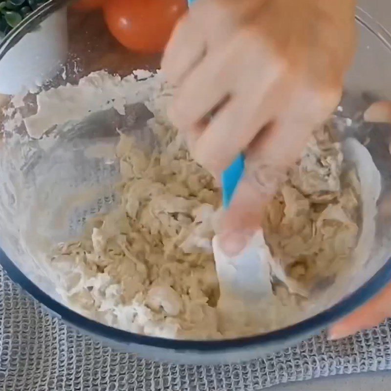 Step 1 Mix the dough for Microwave Pizza