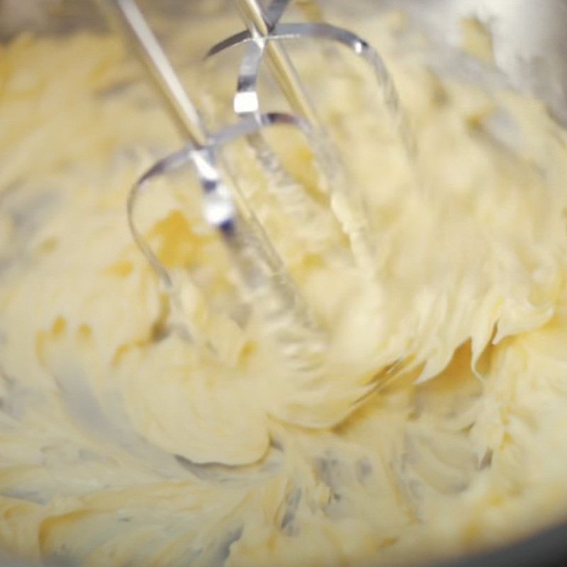 Step 2 Mixing the Chocolate Lamington batter