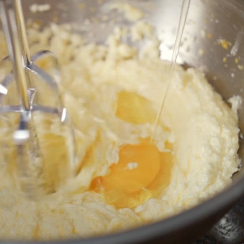 Step 2 Mixing the Chocolate Lamington batter