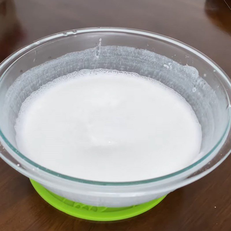 Step 2 Mix the traditional Bánh hỏi flour