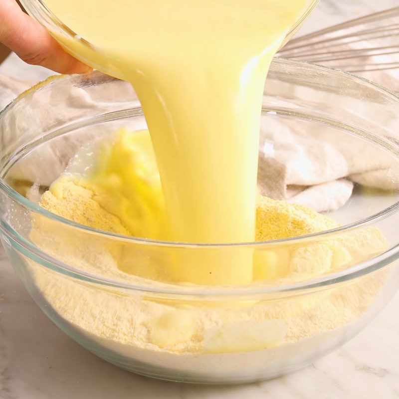 Step 4 Mixing the batter Cornbread