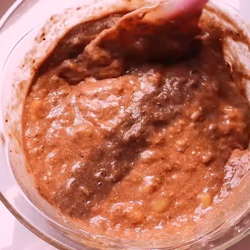 Step 2 Mix the oatmeal banana cake batter using a rice cooker