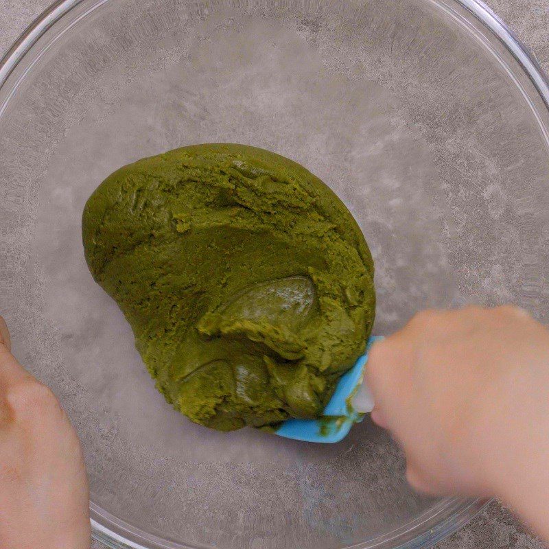 Step 2 Mix the cookie dough Matcha Cookies with Chocolate Filling