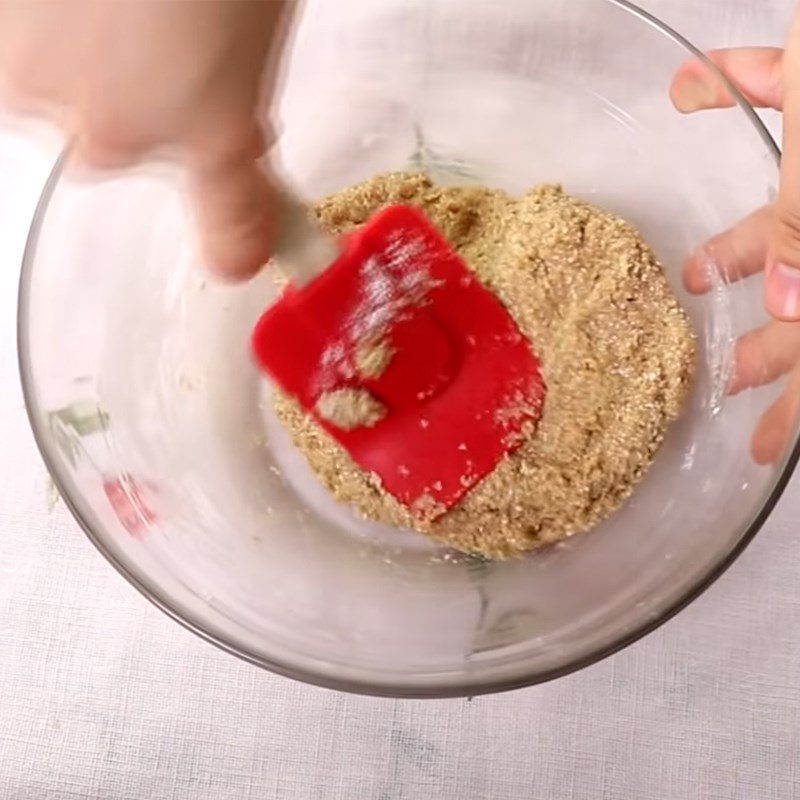 Step 1 Mix the cake dough Baked mooncake with oatmeal