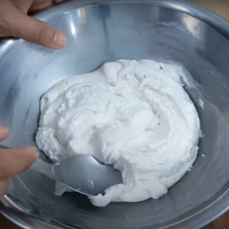 Step 1 Mix the dough Coconut-filled Cookies