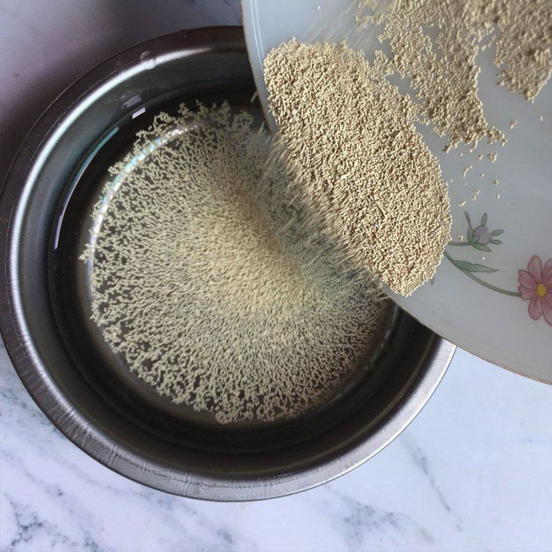 Step 1 Mixing ciabatta bread dough